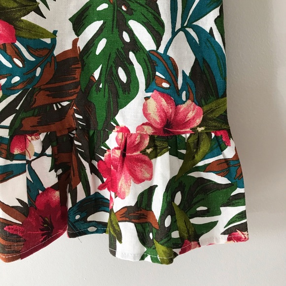 Everly Sleeveless Floral Botanical Peplum … - Picture 4 of 6